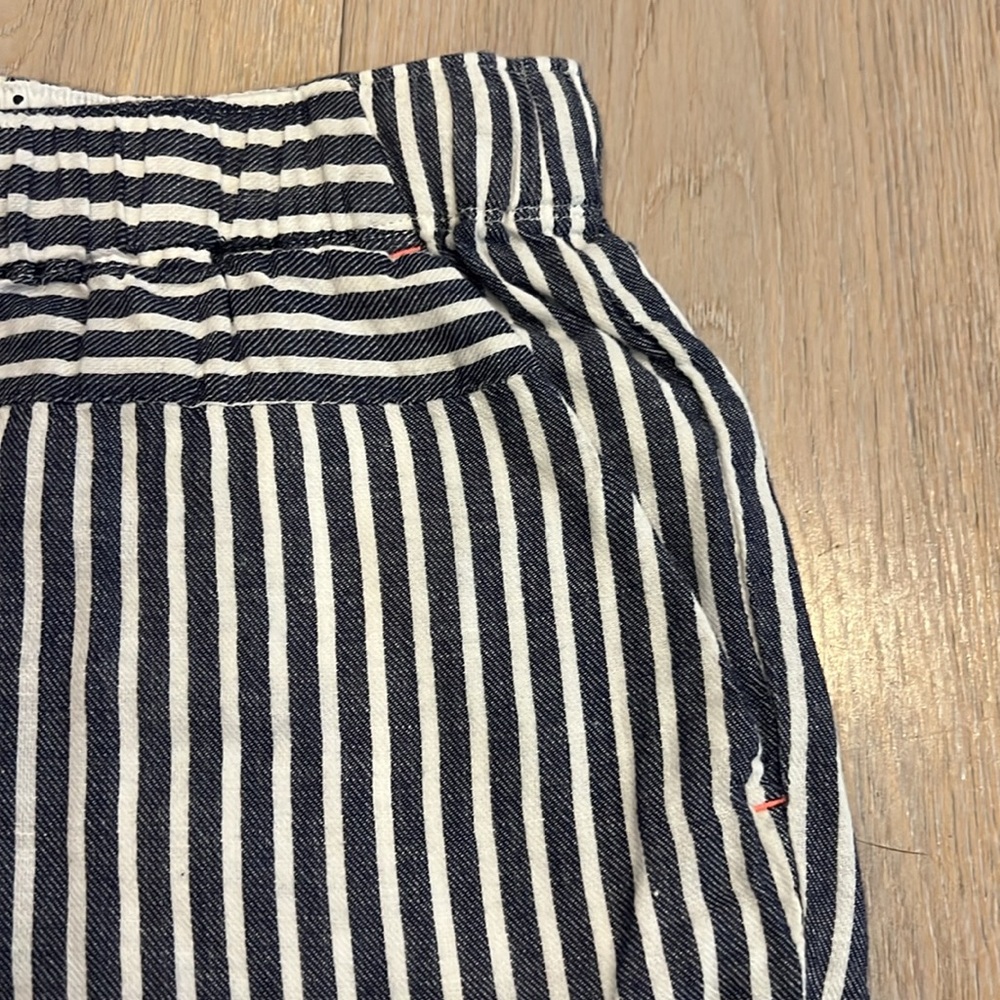 J. Crew Crewcuts girls cotton linen striped shorts. Size 12. Excellent condition - Picture 3 of 6
